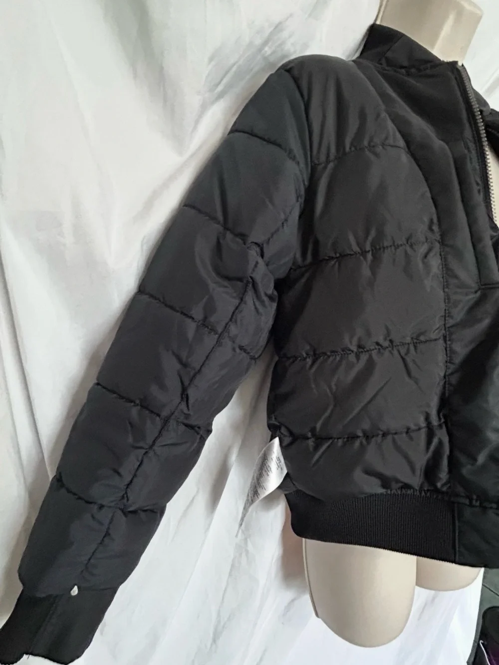 Jordan youth Black Bomber Jacket with White Jumpman size M 10/12